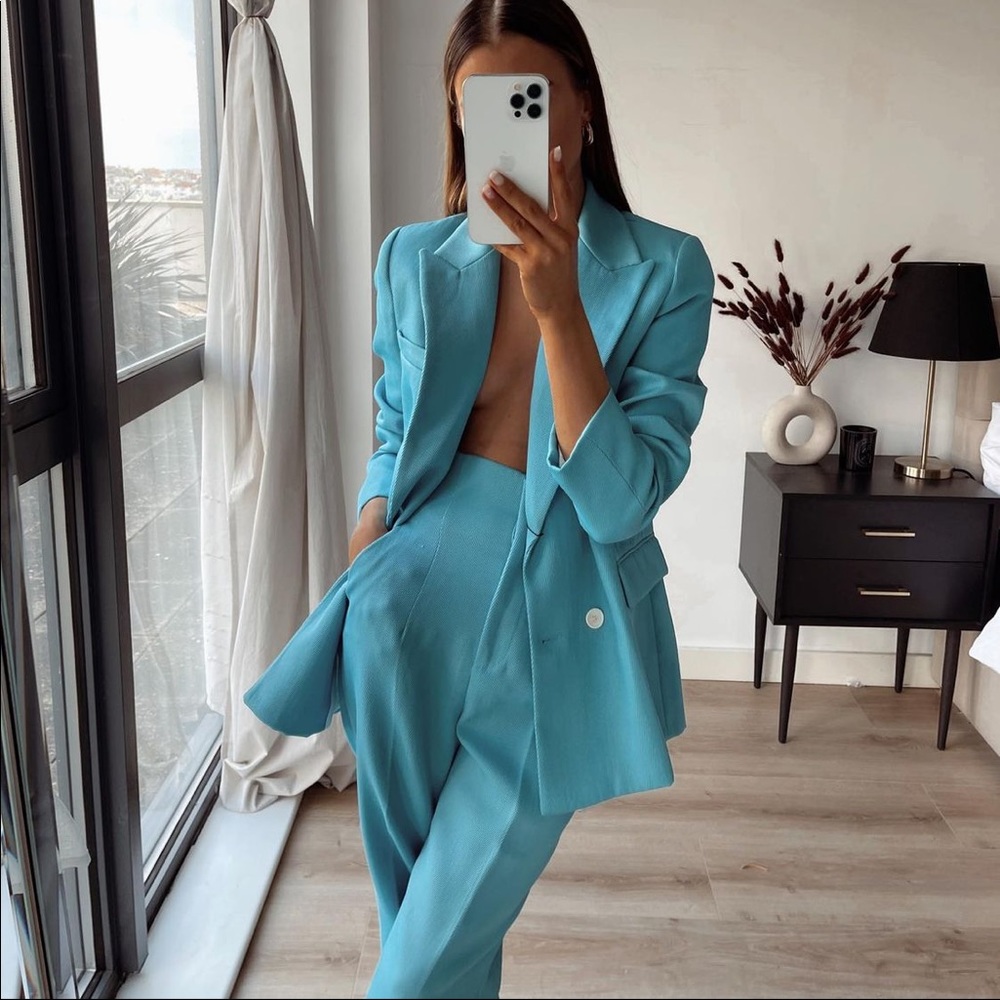 Zara High waisted trousers in turquoise color